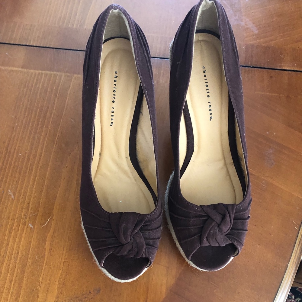 Brown wedges size 8